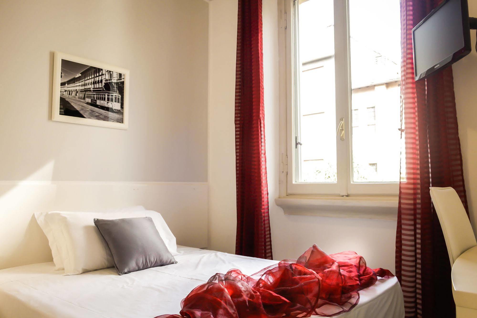Hotel Rossovino Milano Exteriér fotografie